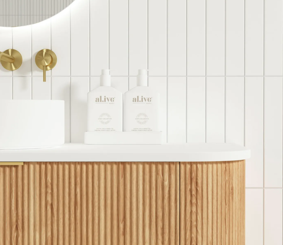 Bondi Woodland Oak Fluted Curve Vanity - 1500x450