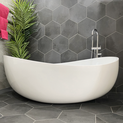 Wave Freestanding Bath - 1800