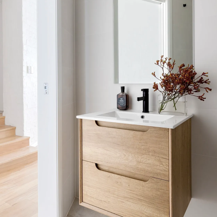 Natural Oak Byron Vanity - 600x460